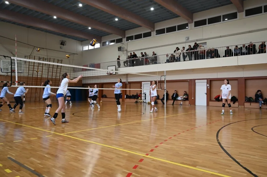 FSUNK-ja përmbylli vitin 2020 me gara në sportin e futsallit dhe volejbollit